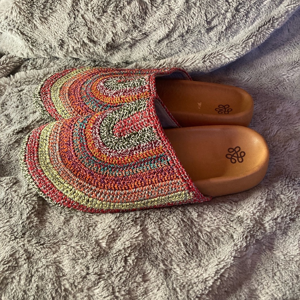 The Sak Bolinas Island Dust Crochet Slip On Clogs Mules Boho Rainbow Stripe 10 - Picture 3 of 8